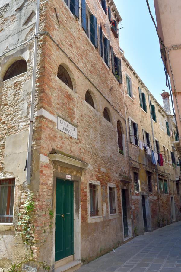 Al Campanile Apartamento Veneza Exterior foto